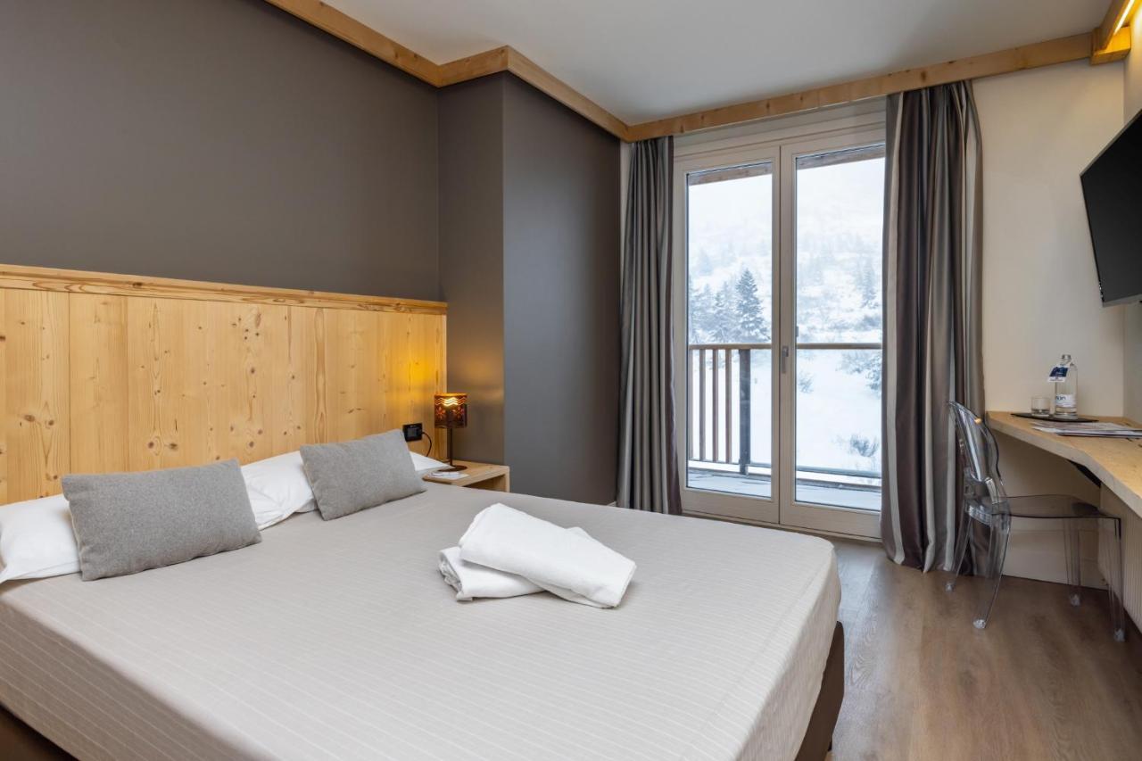 Hotel Piandineve Пасо дел Тонале Екстериор снимка